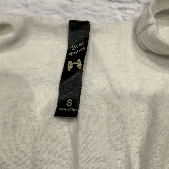 Black and White Graphic Tank Tops - Picture 6 of 6